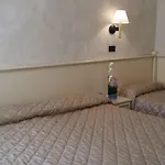 호텔 칼튼 카프리 3*