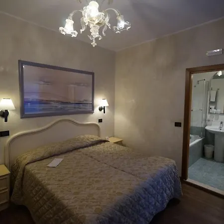 Hotell Carlton Capri