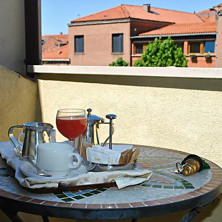 Hotell Carlton Capri