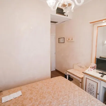 Szálloda Carlton Capri Velence