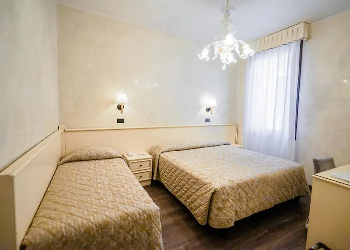 Carlton Capri Venecia