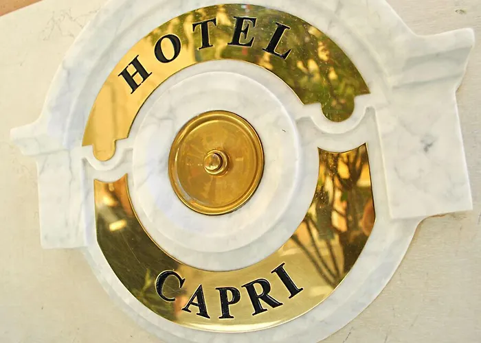 Carlton Capri 3*