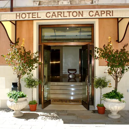 Carlton Capri Отель