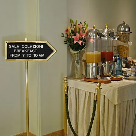 Carlton Capri Отель Венеция