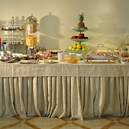 Hotel Carlton Capri 3*