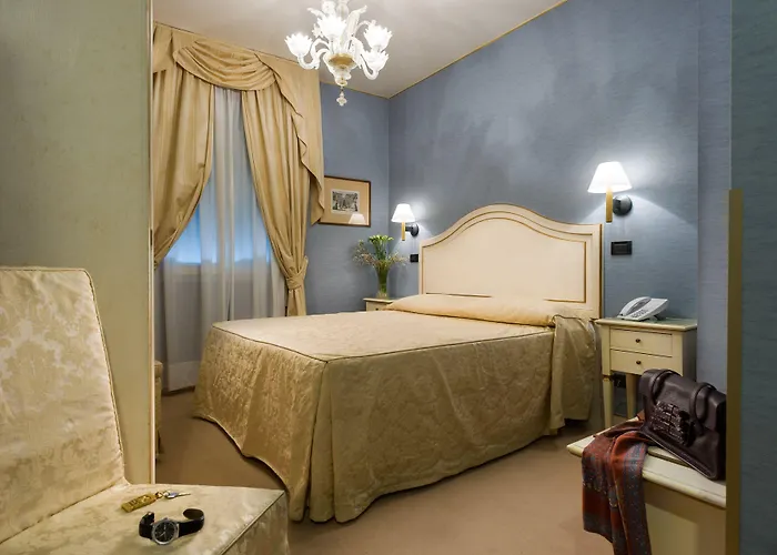 Szálloda Carlton Capri 3*